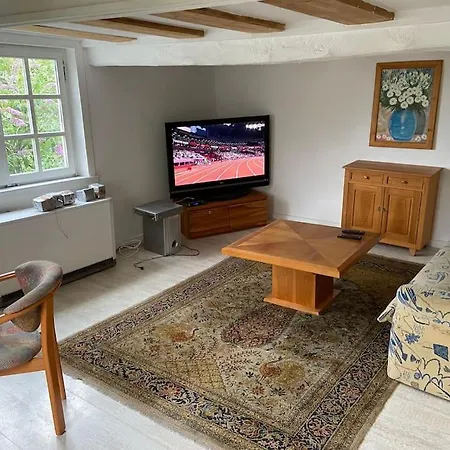 120 Jahre Altes Fachwerkhaus 別荘 Bachenberg